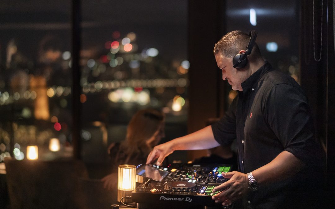 Saturdays with Aster DJs